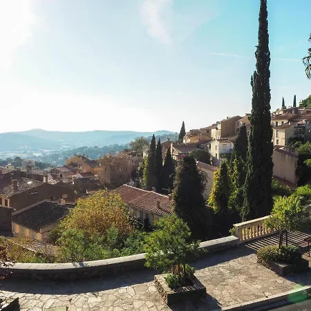 Amazing In Les Mimosas With Pool Holiday home